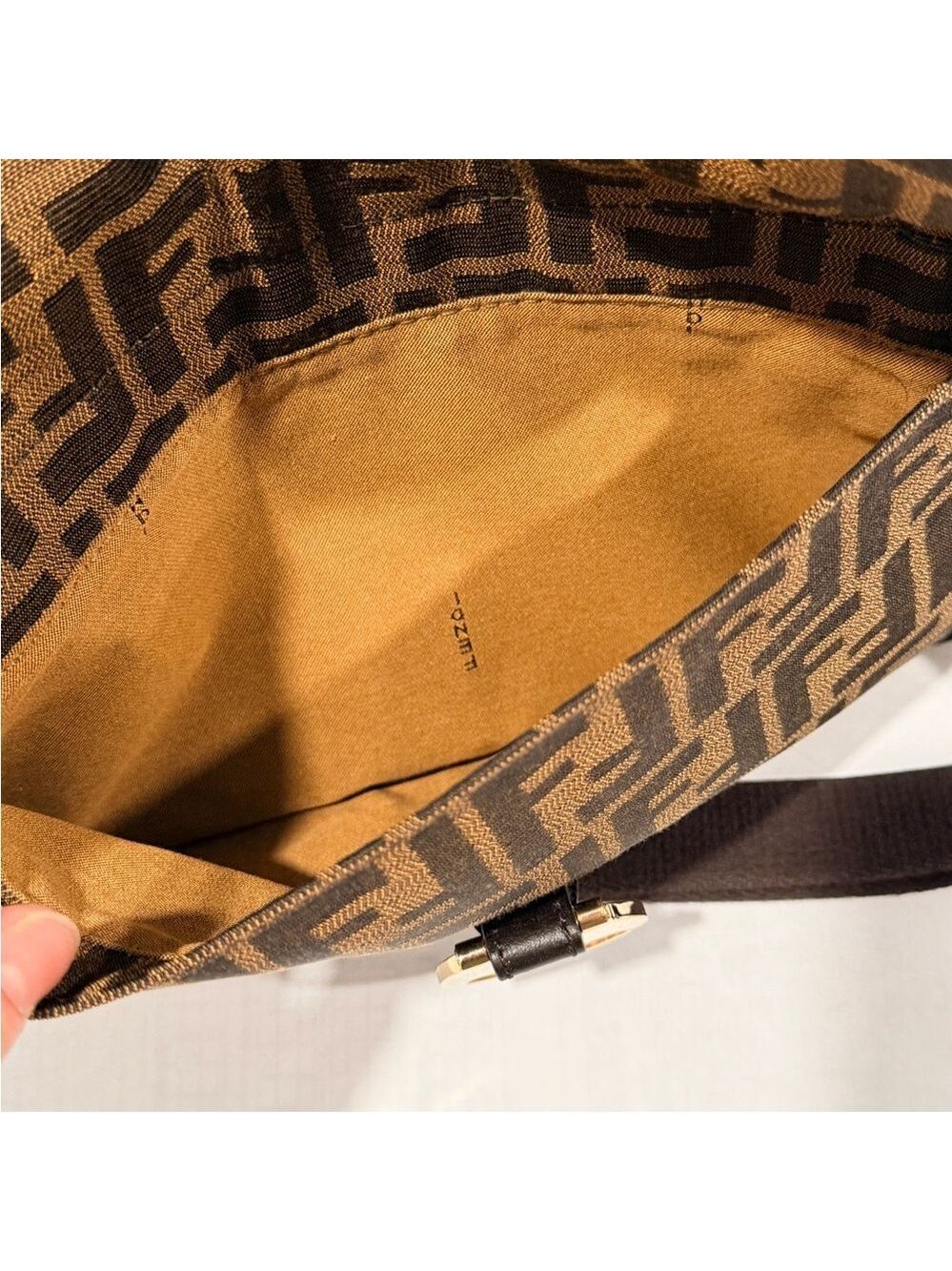 Fendi Chef Zip Crossbody Bag - Picture 7 of 7